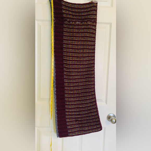 Roots infinity scarf - Picture 5 of 5